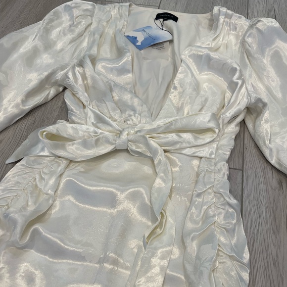 NWT Majorelle Alayna Ivory Dress - Picture 13 of 16